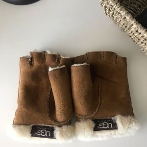 UGG gloves